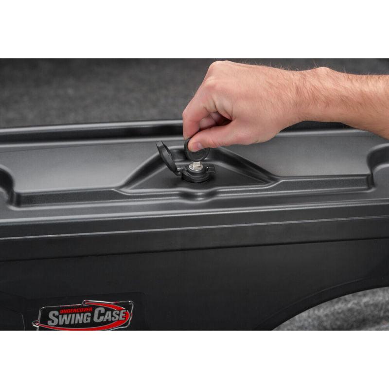 UnderCover 2023 Chevy Colorado/2023 GMC Canyon Drivers Side Swing Case