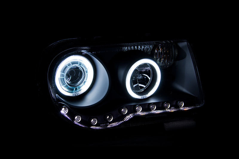 ANZO 2005-2010 Chrysler 300C Projector Headlights w/ Halo Black (CCFL) G2-SR1 Performance