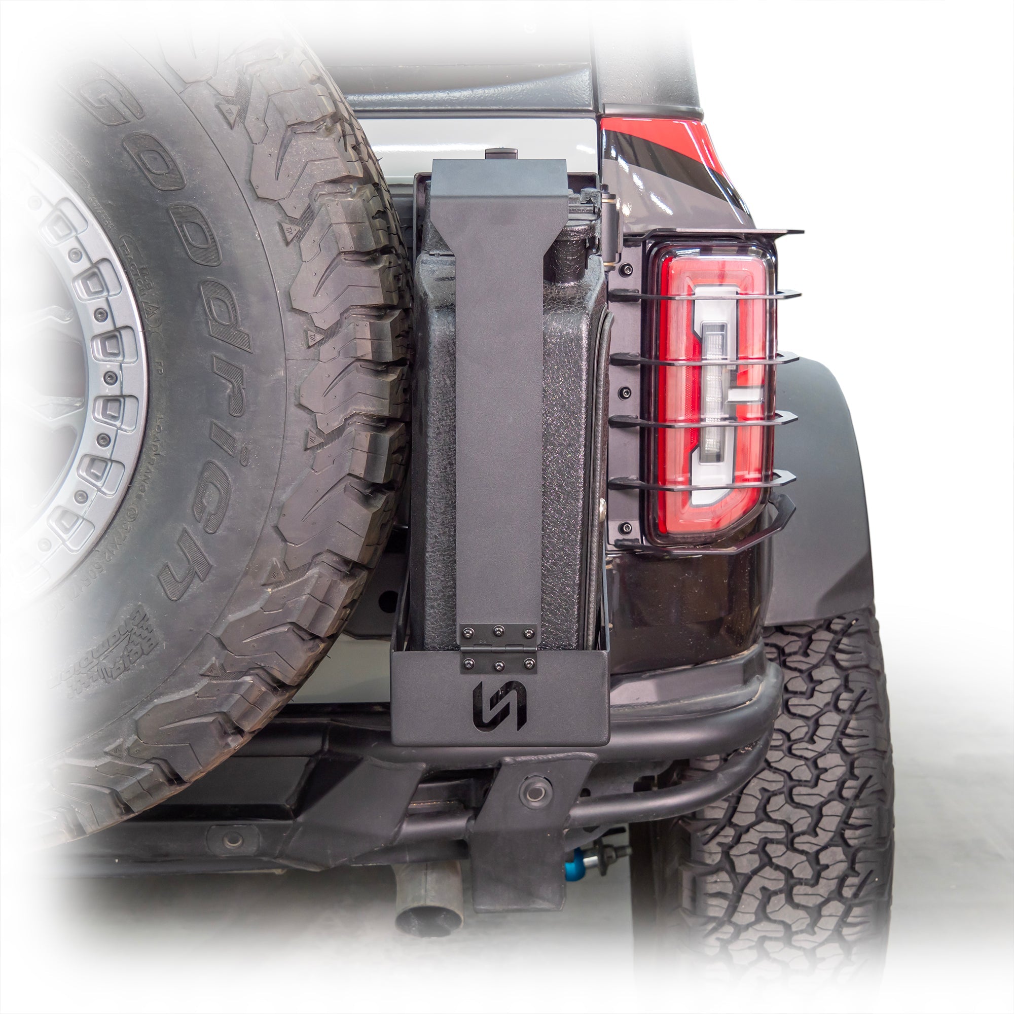 2021+ Ford Bronco Tailgate Jerry Gas Can Mount