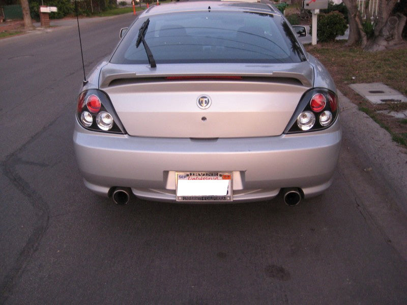 Spyder Hyundai Tiburon 03-05 Euro Style Tail Lights Black ALT-YD-HYT03-BK-SR1 Performance