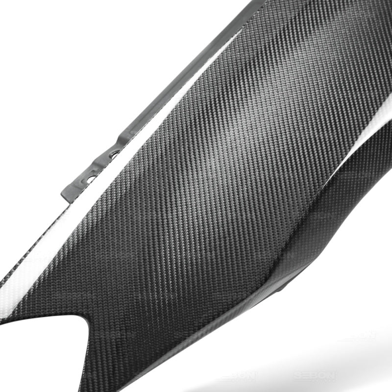 Seibon Carbon Fiber Wide Fenders for 2015-2017 VW Golf MK7 – Lightweight and Durable Performance Upgrade