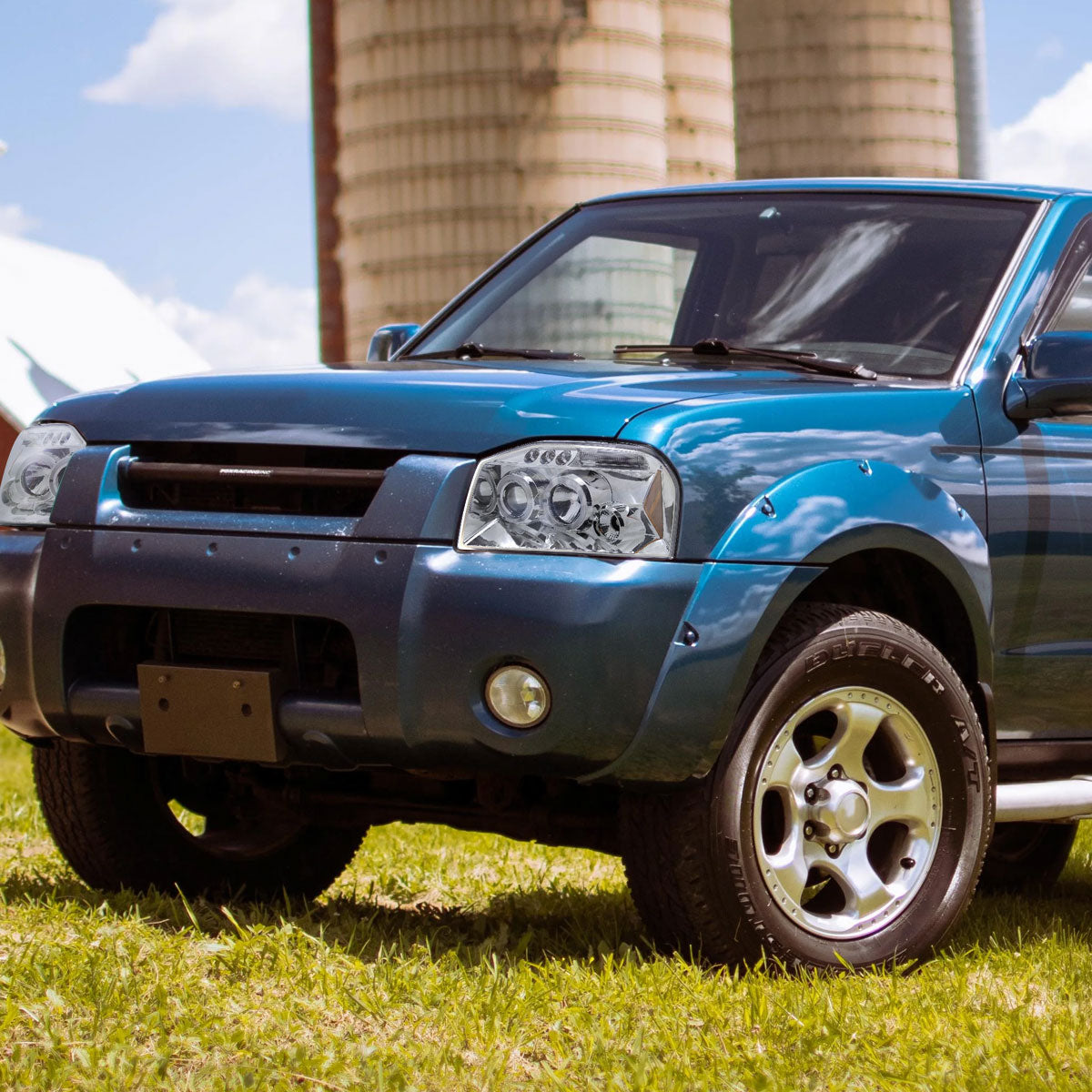 2001-2004 Nissan Frontier Dual Halo Projector Headlights (Chrome Housing/Clear Lens)