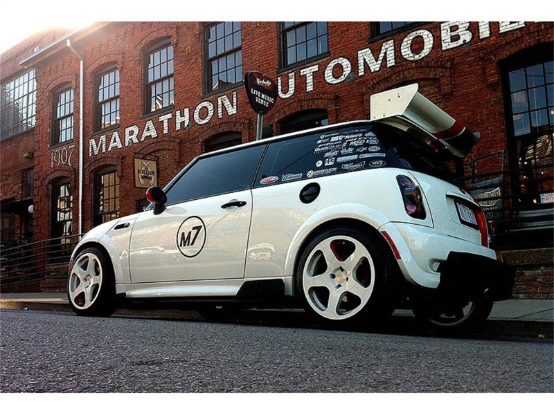 Spyder Mini Cooper 02-06/Cooper Convertibles 05-08 Euro Style Tail Lights Black ALT-YD-MC02-BK-SR1 Performance