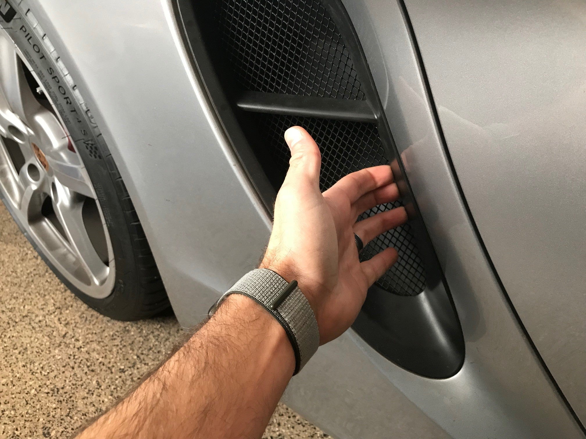 Porsche 981 Cayman and Boxster Side Intake Mesh Grilles
