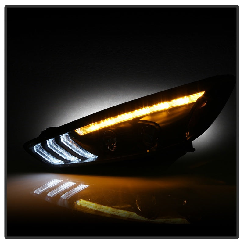 Spyder 15-18 Ford Focus Projector Headlights - Seq Turn Light Bar - Black PRO-YD-FF15-LBSEQ-BK-SR1 Performance