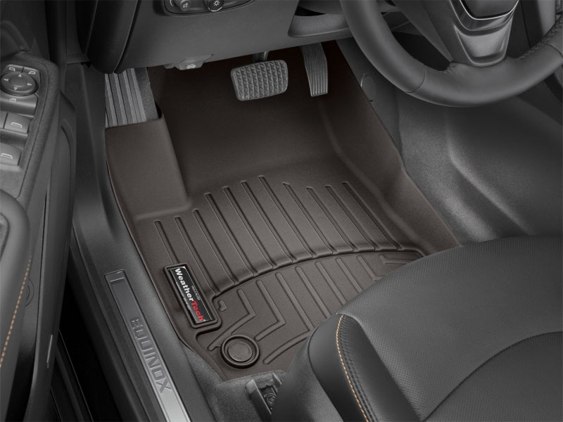 WeatherTech DigitalFit Front FloorLiner for 2019 Chevrolet Silverado 1500 – Cocoa, Over The Hump