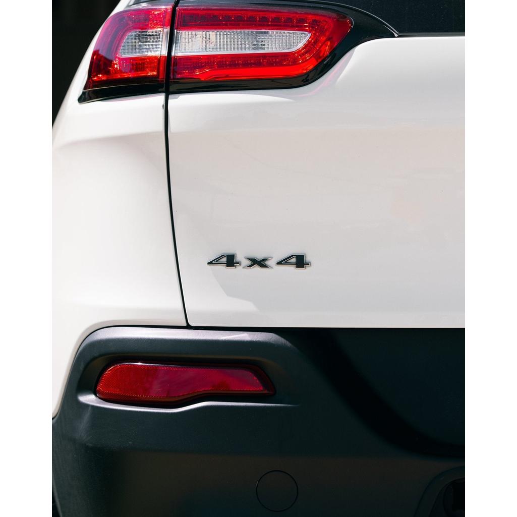 Matte black Jeep badge 4 x 4