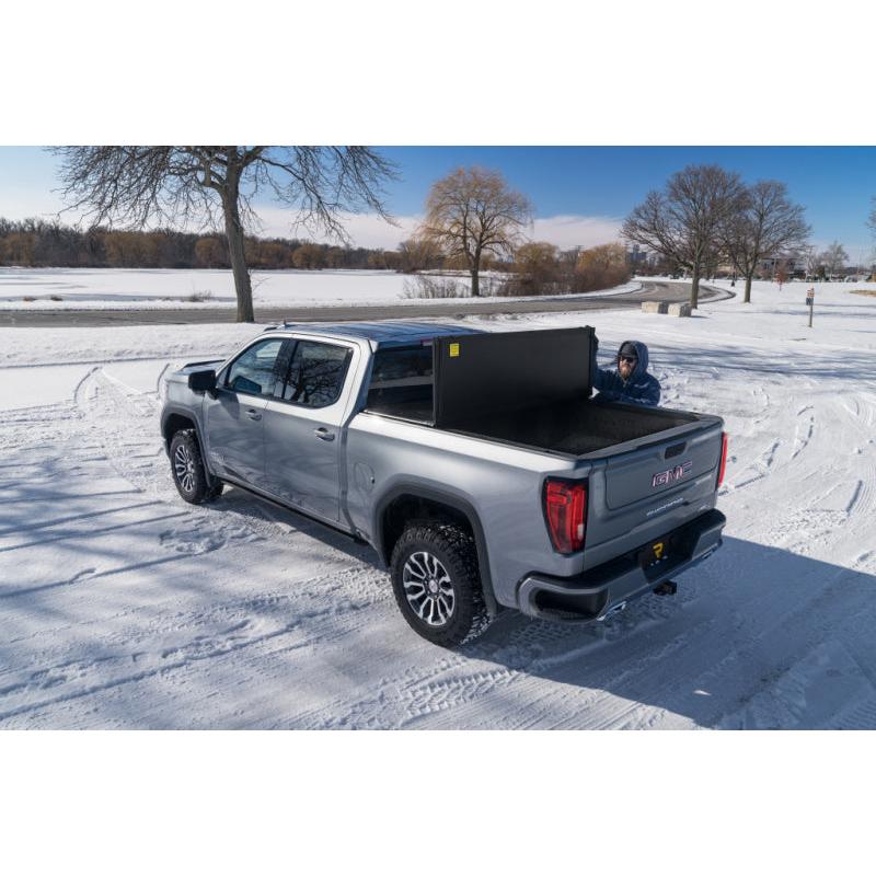 UnderCover 2024 Toyota Tacoma 6ft Triad Bed Cover