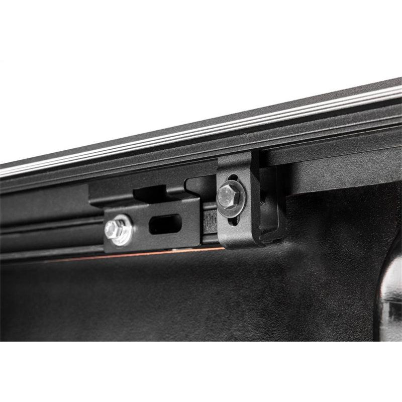 UnderCover 22-25 Toyota Tundra (NO Trail SE Bed Box) 66in. Bed Select Bed Cover