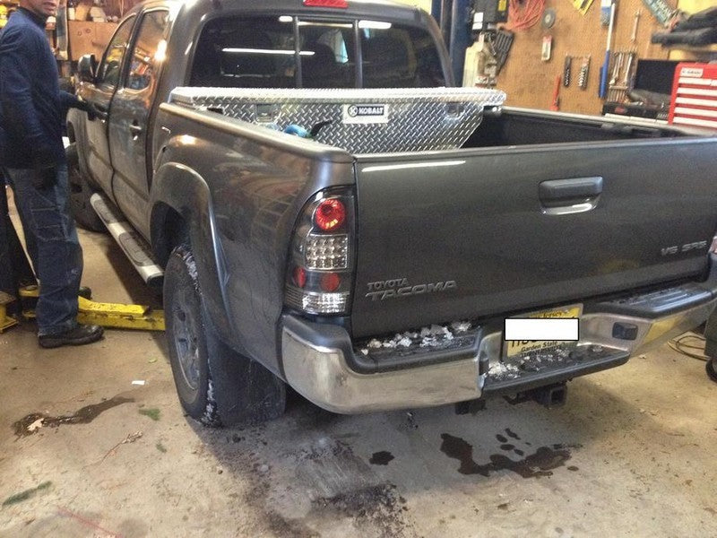 Spyder Toyota Tacoma 05-15 LED Tail Lights Black ALT-YD-TT05-LED-BK-SR1 Performance