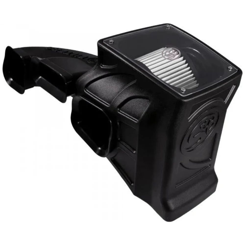 Dry Extendable Cold Air Intake for 2016-2022 Colorado / Canyon Duramax 2.8L on a white background