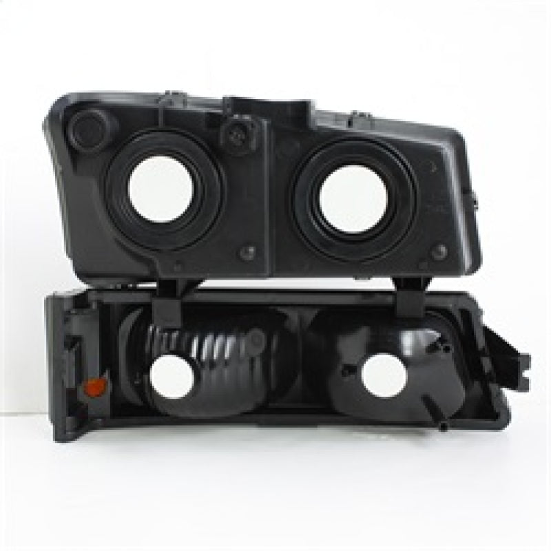 Xtune Chevy Silverado 2500HD 03-06 Crystal Headlights w/ Amber Lights Smoke HD-JH-CSIL03-AM-SM-SET-SR1 Performance