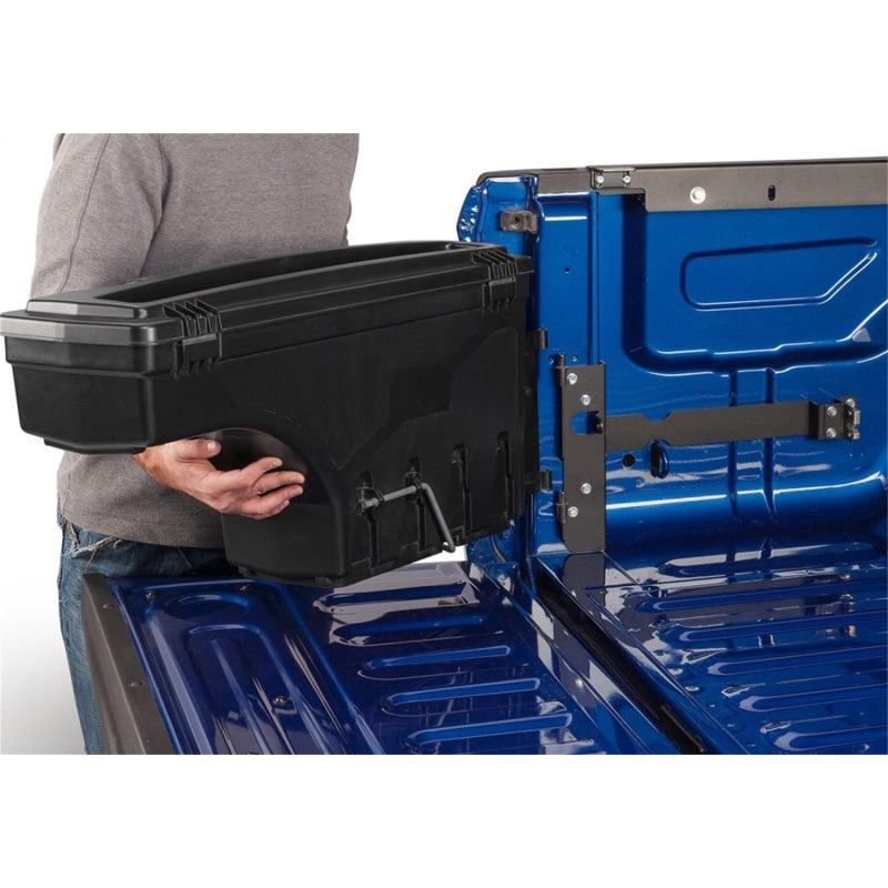 UnderCover 02-18 Ram 1500 (19-20 Classic) / 03-20 Ram 2500 Drivers Side Swing Case - Black Smooth