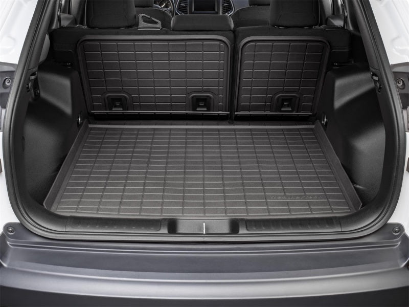 WeatherTech SeatBack Cargo Liner HP for Jeep Cherokee 2019-2022 - Black