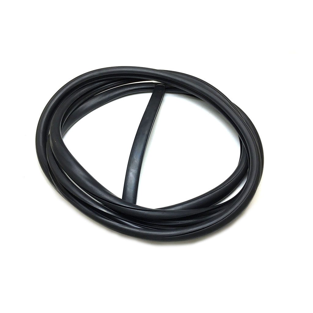 D4110 - Windshield Seal with Locking Strip