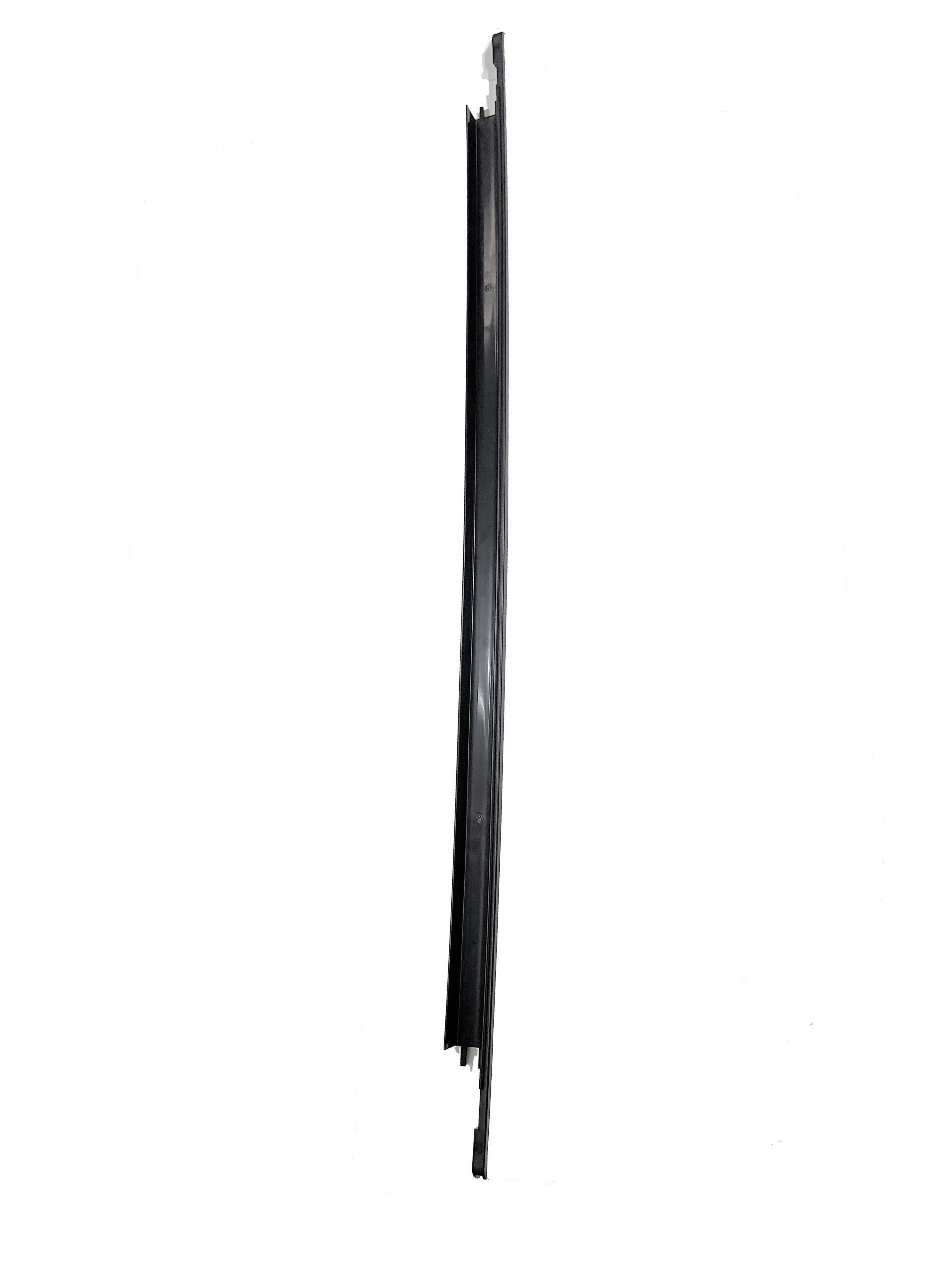 D4169 - Lifgate Glass Plastic Retainer