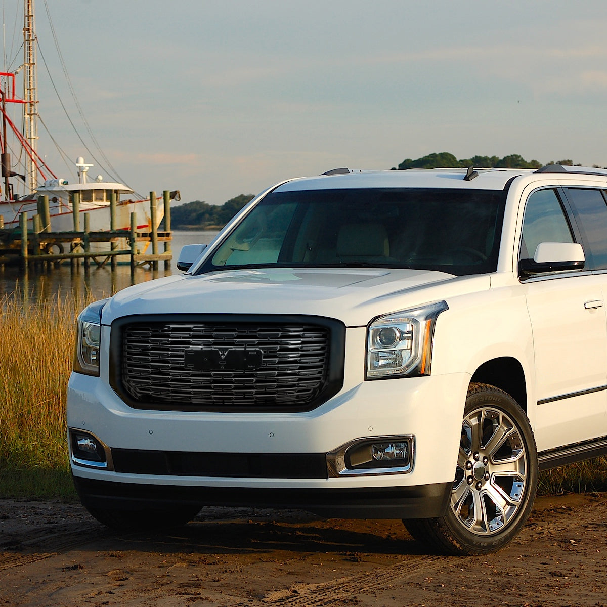 2015-2020 GMC Yukon/Yukon XL Glossy Black ABS Denali Style Mesh Grille