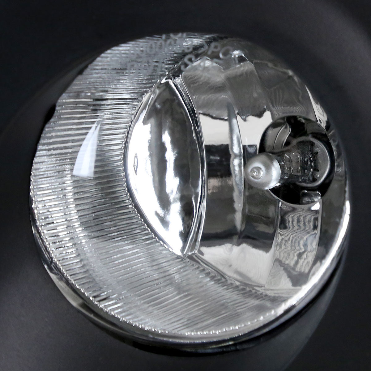 2014-2016 Toyota Corolla H16 Fog Lights Kit (Chrome Housing/Clear Lens)