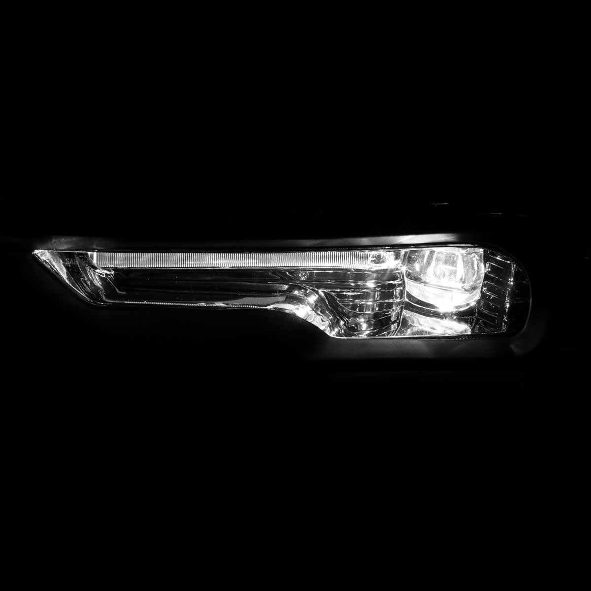 2018-2019 Ford Explorer LED Fog Lights Kit (Chrome Housing/Clear Lens)