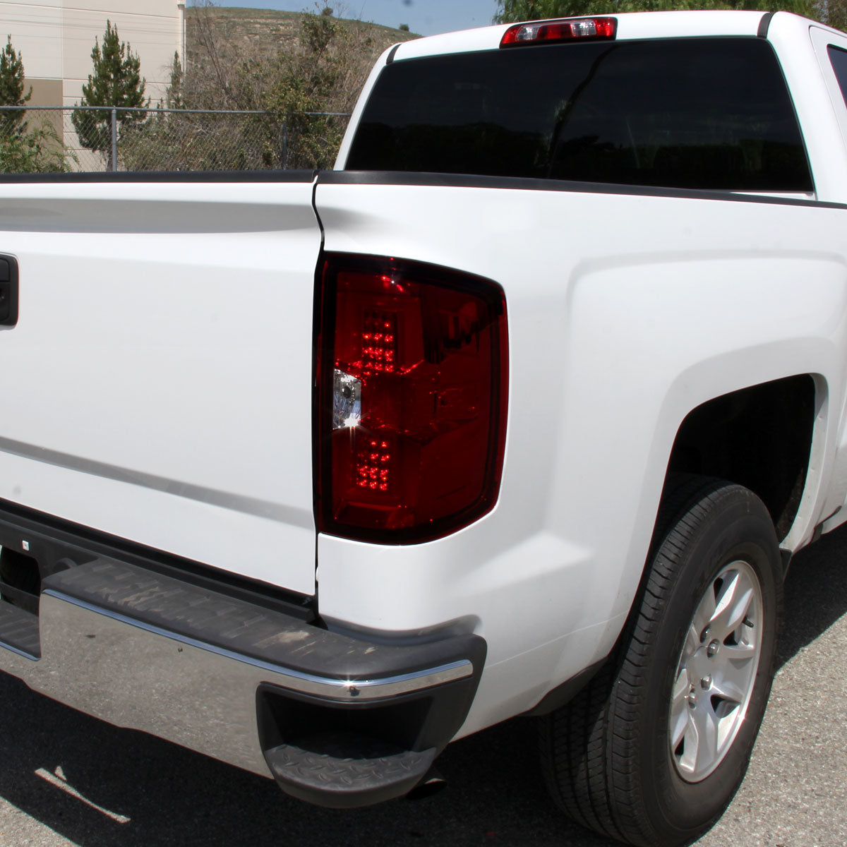 2014-2019 Chevrolet Silverado 1500/ 2015-2019 Silverado 2500HD 3500HD GMC Sierra 3500HD LED Tail Lights (Chrome Housing/Red Smoked Lens)