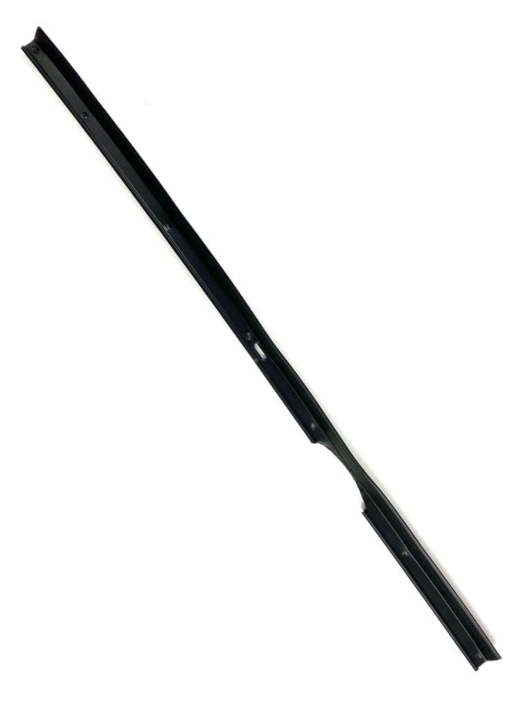 M4072 - Cowl Seal