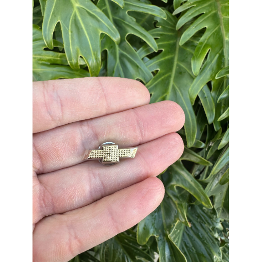 Chevrolet Textured Lapel Pin - 1.5 Inch Enamel Pin-SR1 Performance