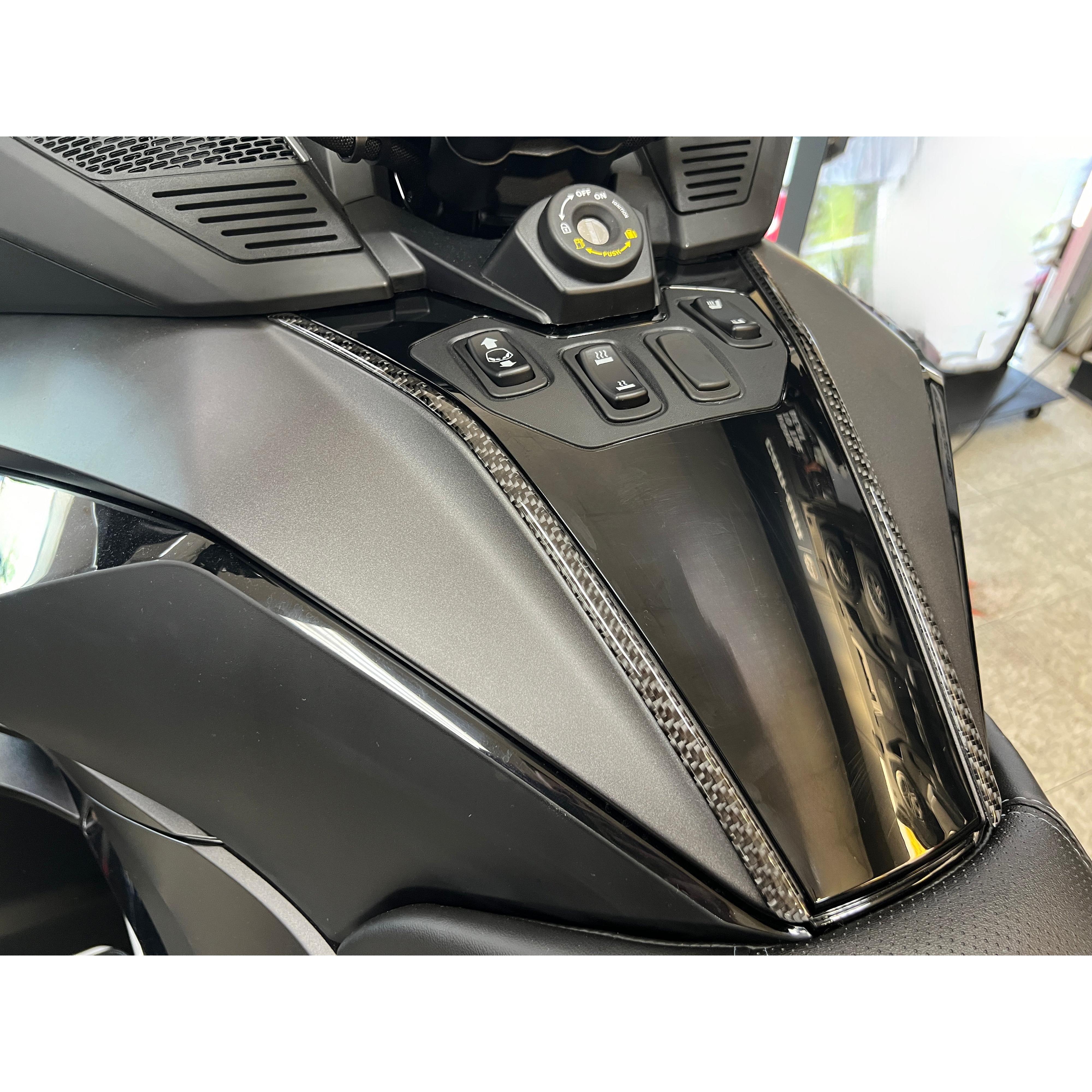 Side Gas Tank Line Accent Trim Fits 2024-2024 Can Am Spyder