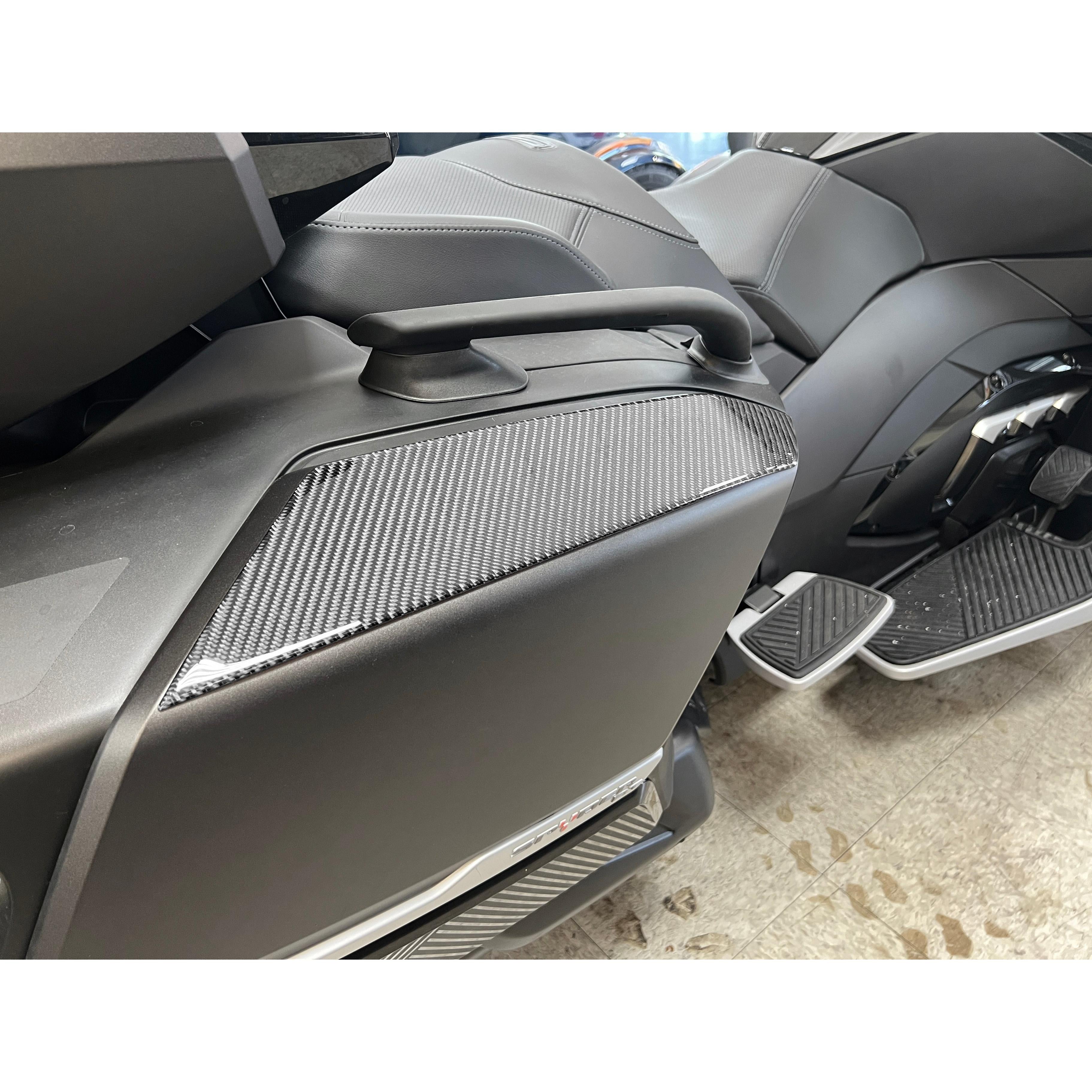 Saddlebag Top Overlays Fits 2024-2024 Can Am Spyder