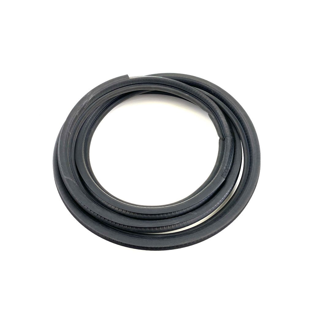 T3012 - Door Seal on body Rear Door