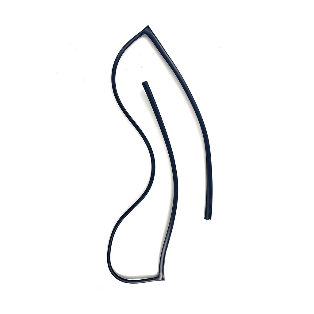 T4002 - Windshield Molding