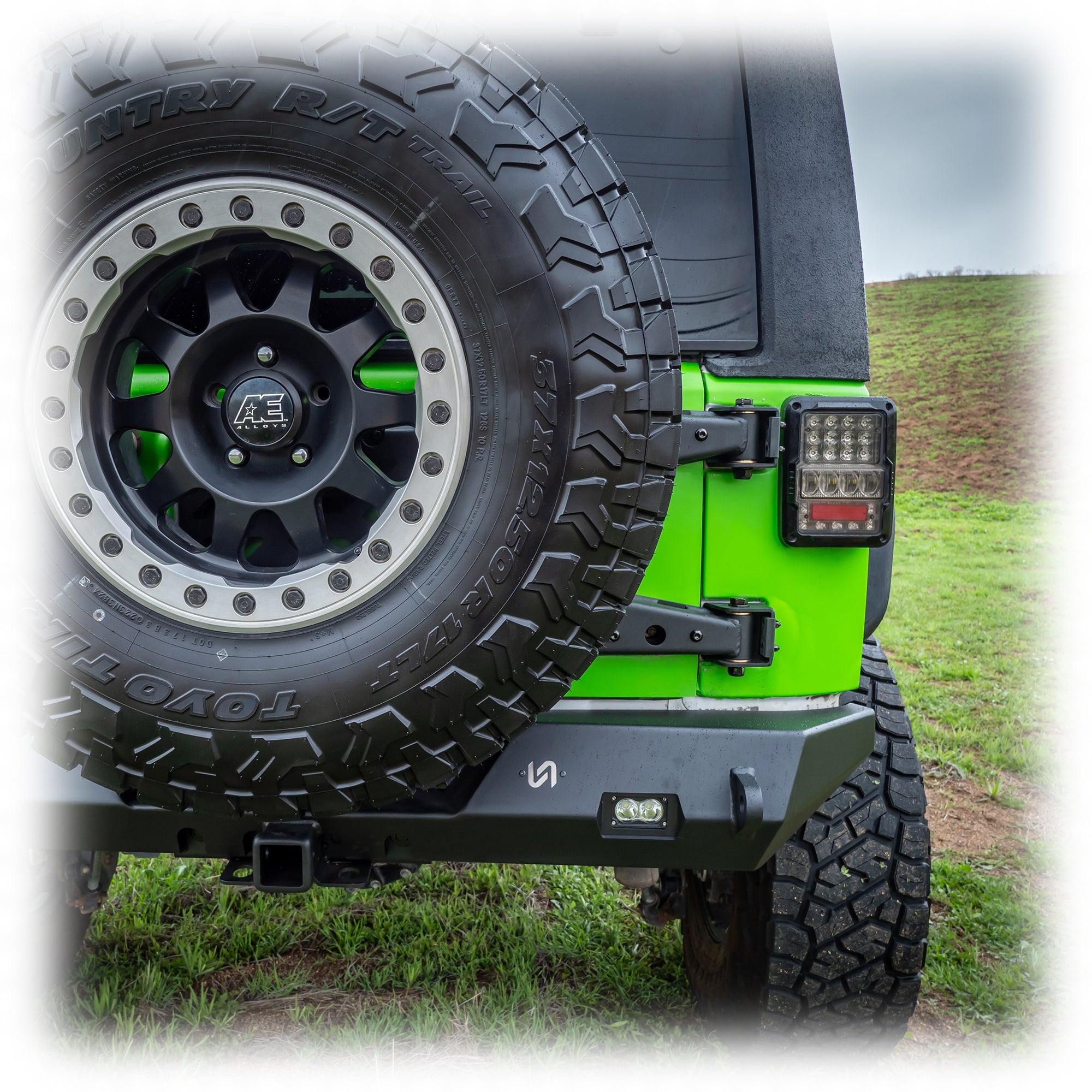 Jeep Wrangler JK Tire Carrier + Tailgate Reinforcement | 2007–2018