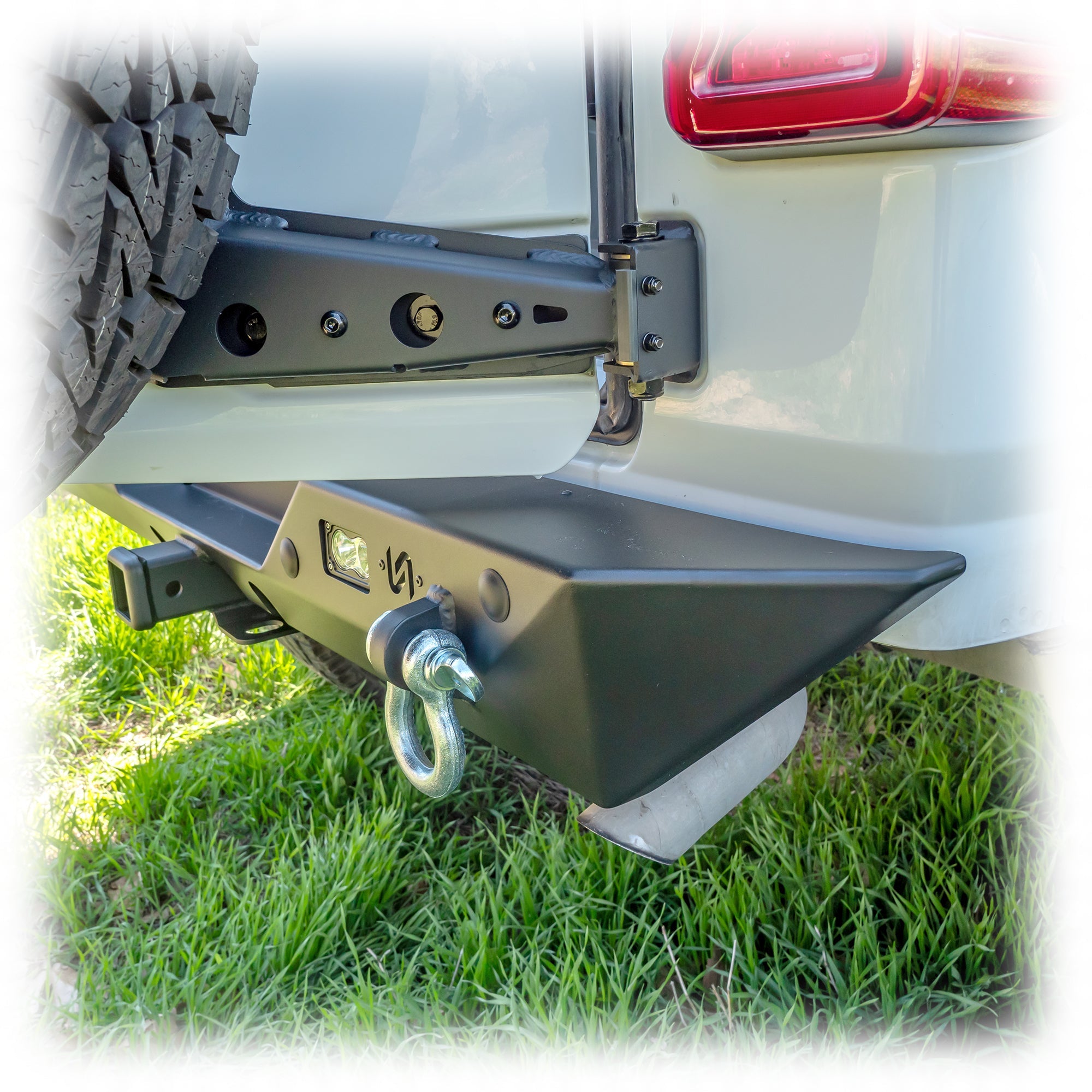 Jeep Wrangler JL Tailgate Reinforcement Tire Carrier | 2018–2025