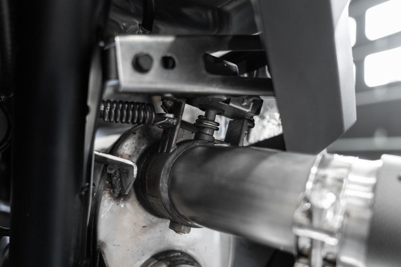 MBRP 20-22 Polaris RZR Pro XP 2.5in Slip-On Active Exhaust Dual Out-SR1 Performance
