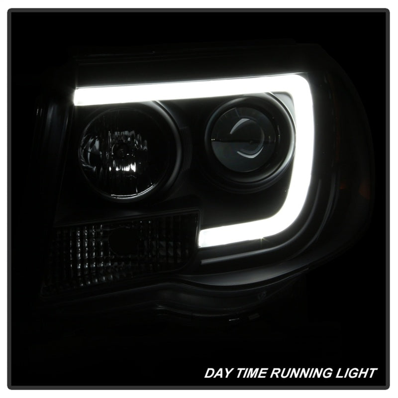 Spyder Toyota Tacoma 05-11 Projector Headlights - Light Bar DRL - Black PRO-YD-TT05V2-LB-BK-SR1 Performance