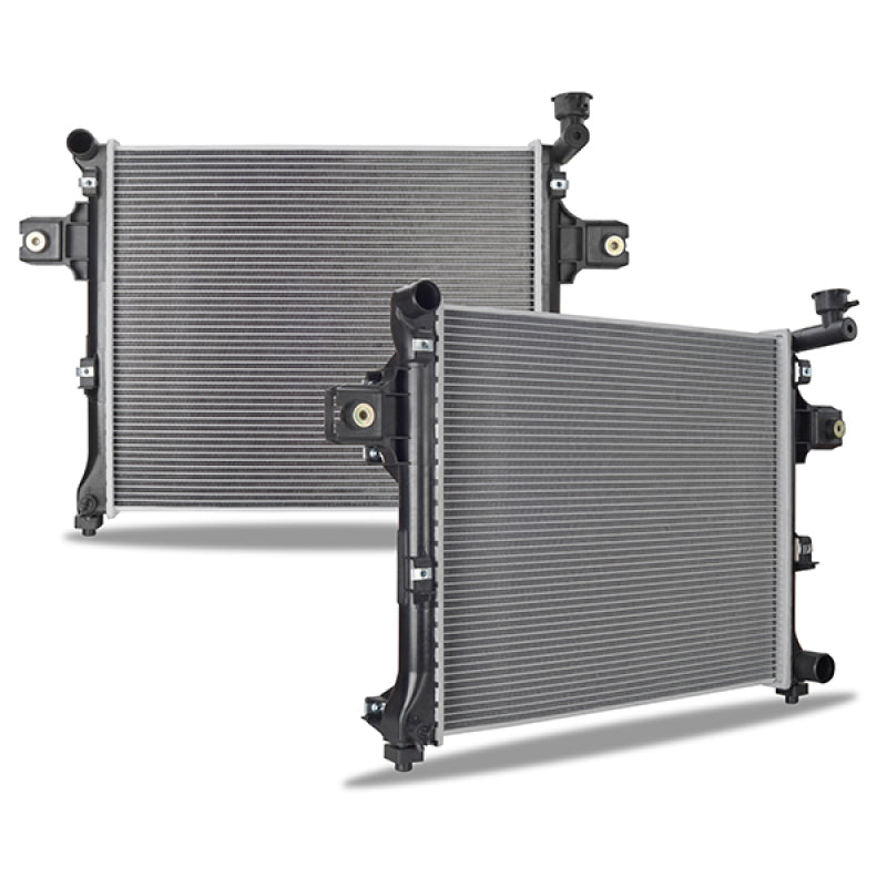 Mishimoto Jeep Commander Replacement Radiator 2006-2010 | 3.7L/4.7L OEM Fit