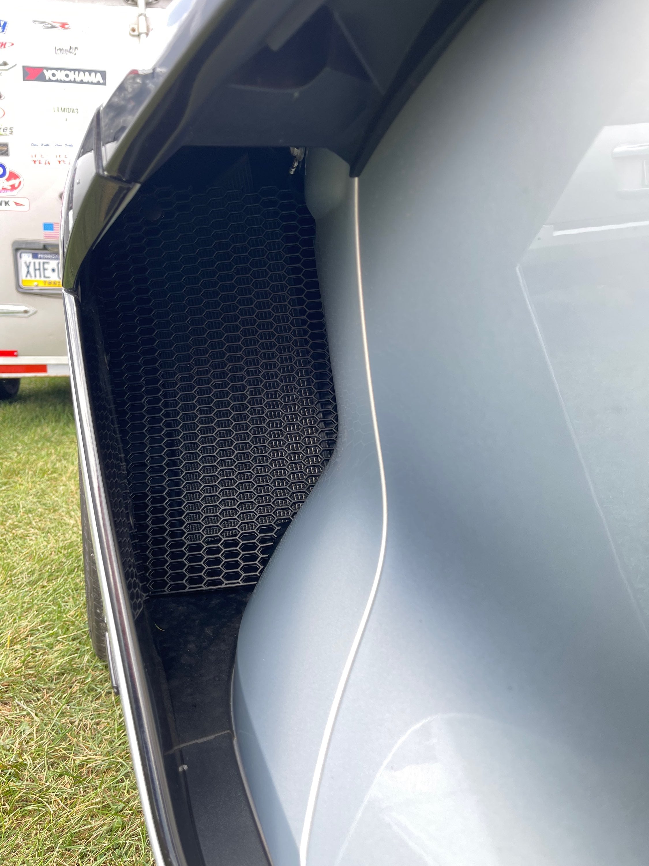 C8 Z06 and E-Ray Corvette 2023+ ABS BLACK SIDE INTAKE Mesh Grille