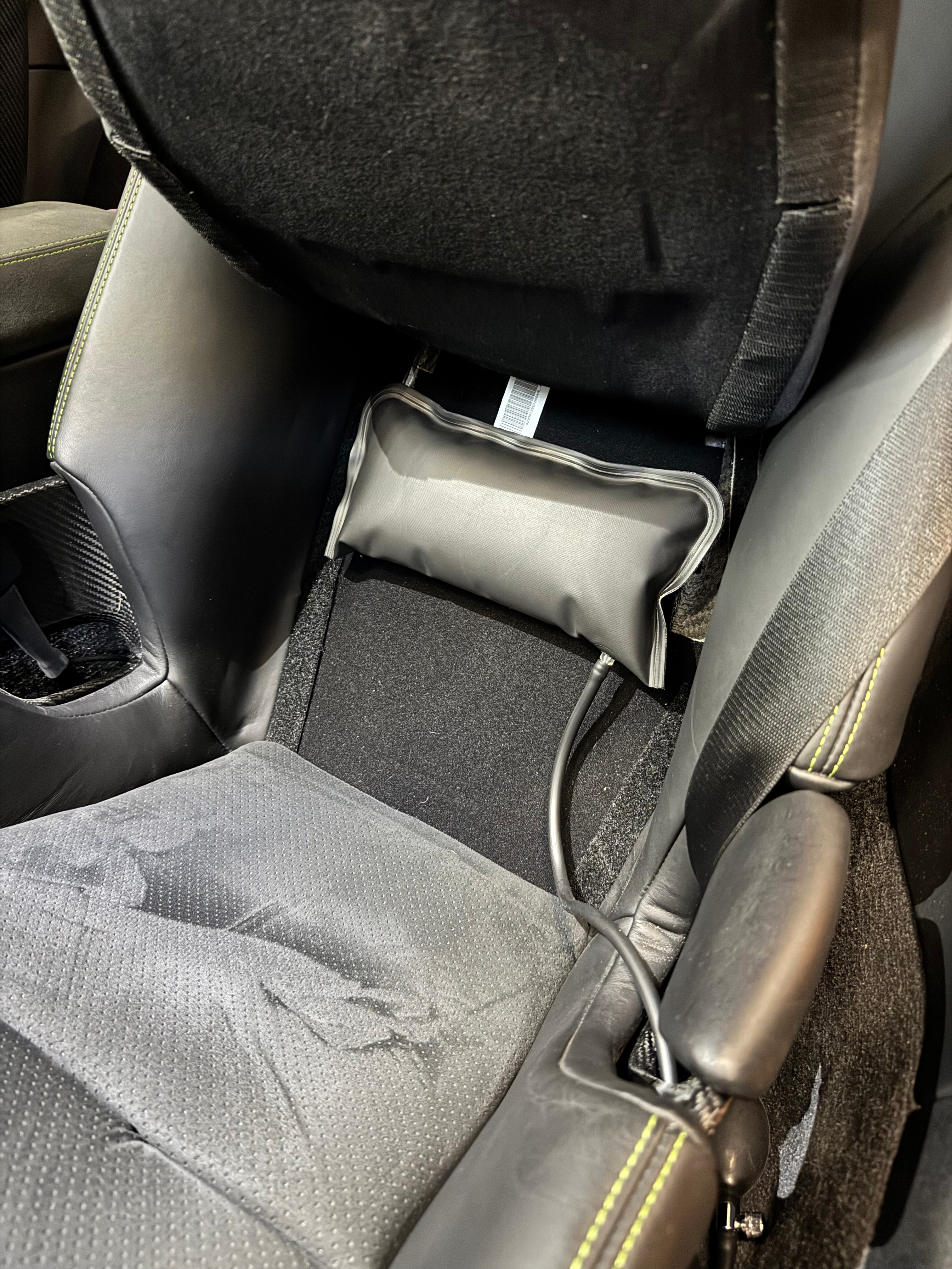 Porsche 911 GT3, GT2, GT4 Lightweight Bucket (LWB) Seats adjustable lumbar support