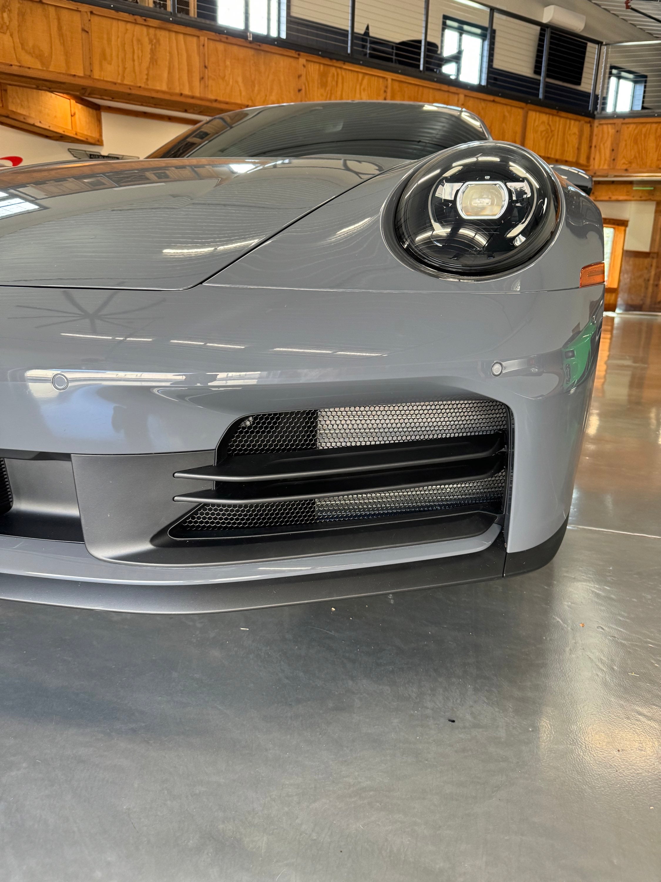 Porsche 911 992.2 Carrera Front Left & Right Radiator Grilles