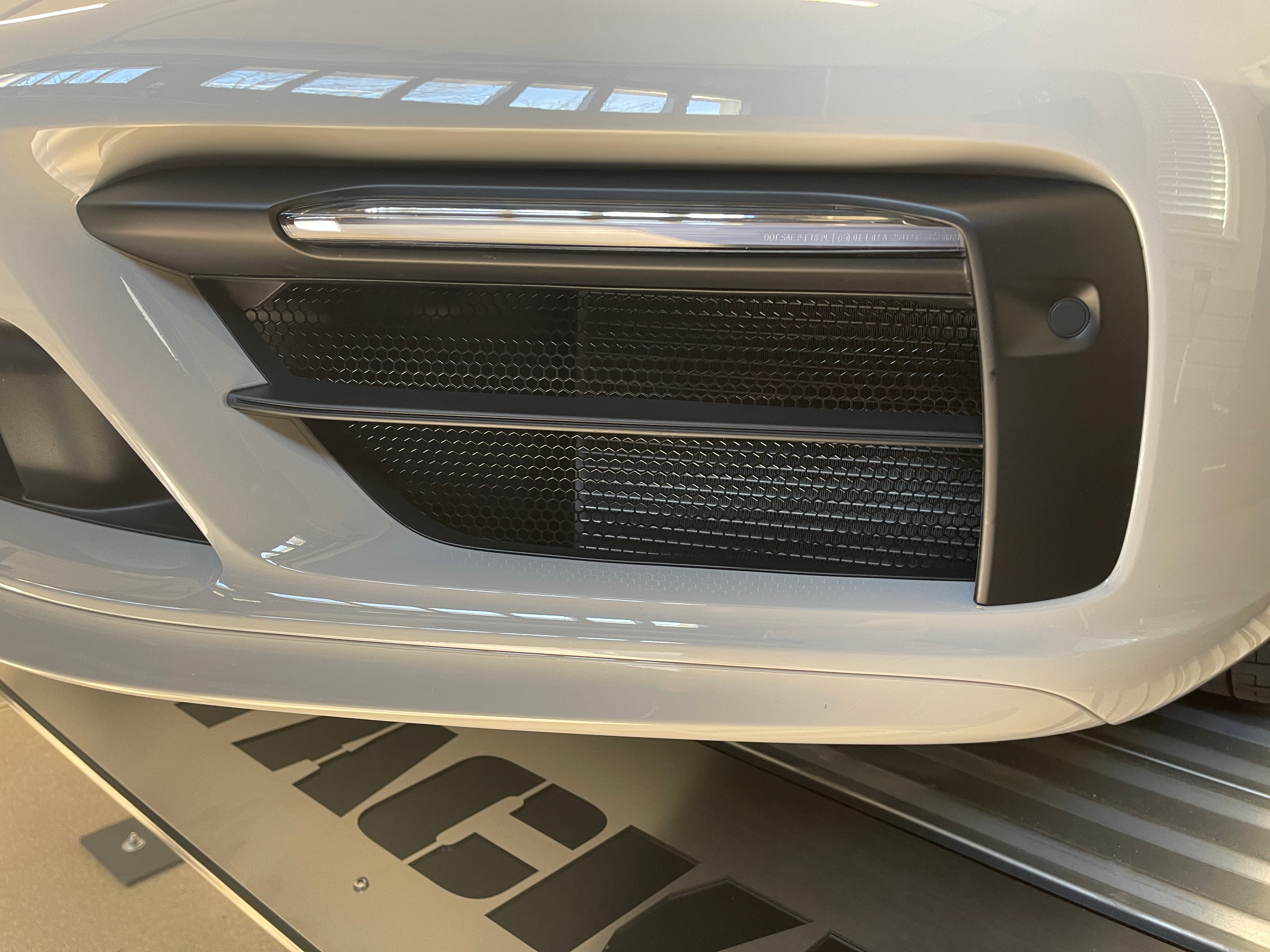 Porsche 911 992.1 GTS/ Sports Design Front (left and right) Radiator Grilles