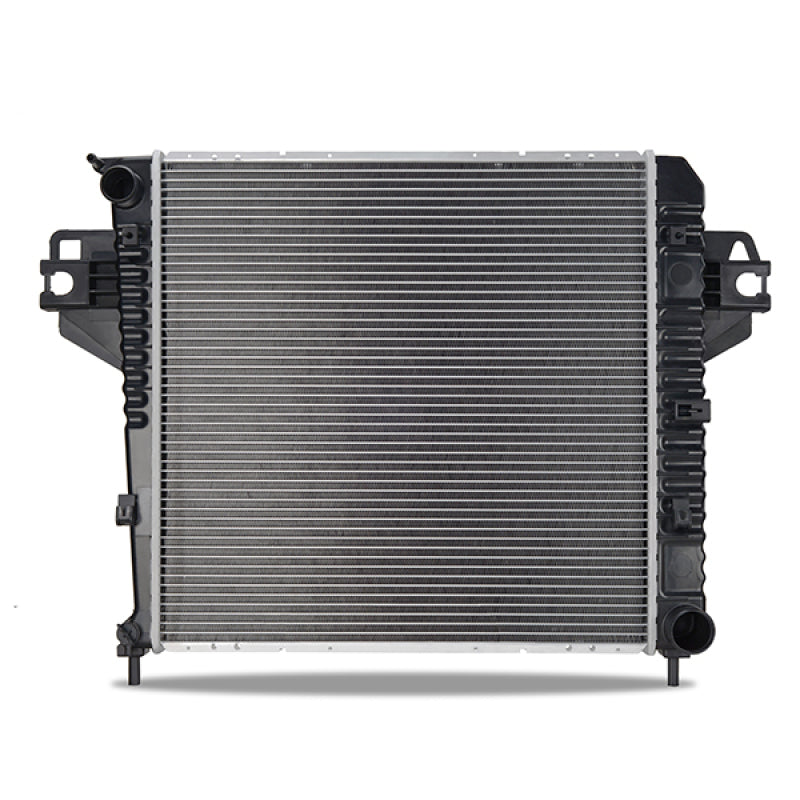 Mishimoto Jeep Liberty Replacement Radiator 2002-2006 - Direct OEM Fit for 3.7L Engines