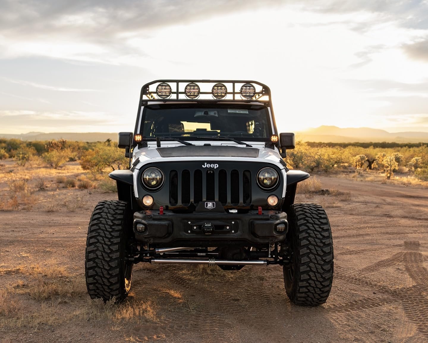 Lensun 105W 12V Hood Flexible Solar Panel for Jeep Wrangler JK (2007-2018) - Off Grid Solar Power for Offroading/Overlanding/Camping