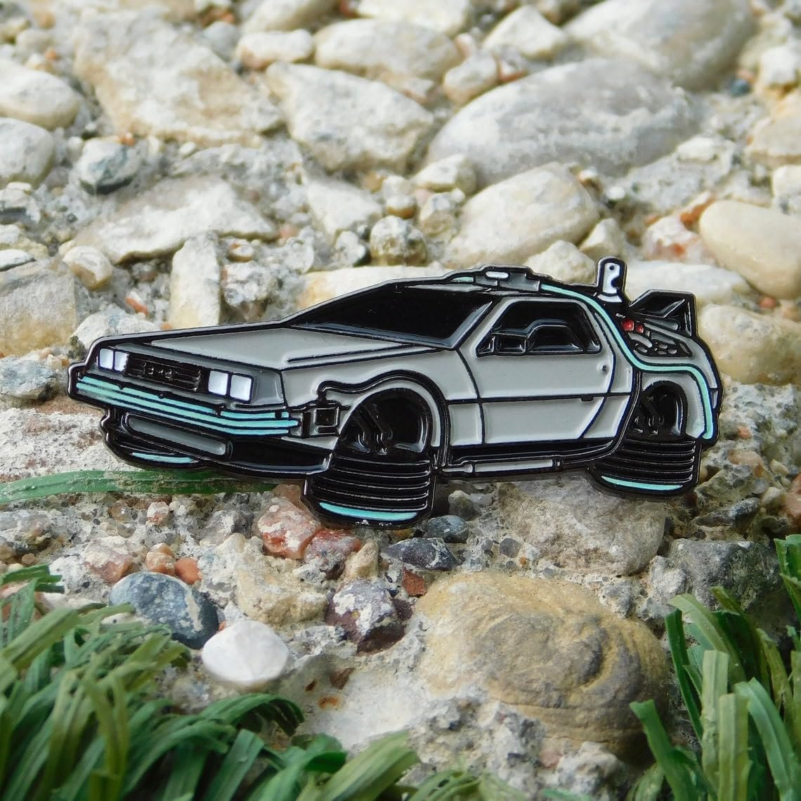 DeLorean Time Machine Enamel Pin - Back to the Future Lapel Pin-SR1 Performance