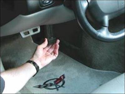 C6 Corvette Window Valet Operate your Windows with the Stock Remote FOB Fits: All 05 through 13 Corvettes