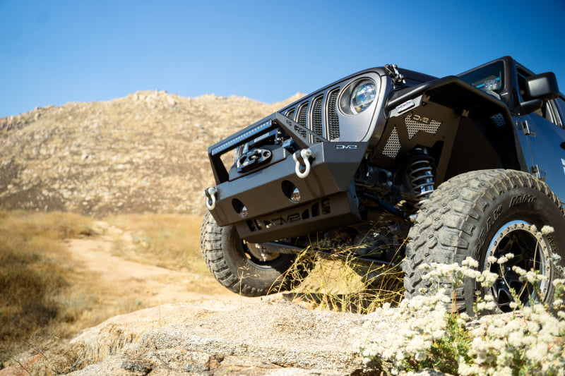 DV8 Offroad Jeep Wrangler JL & Gladiator JT Sway Bar Disconnect Skid Plate (Part Number: SPJL-02)