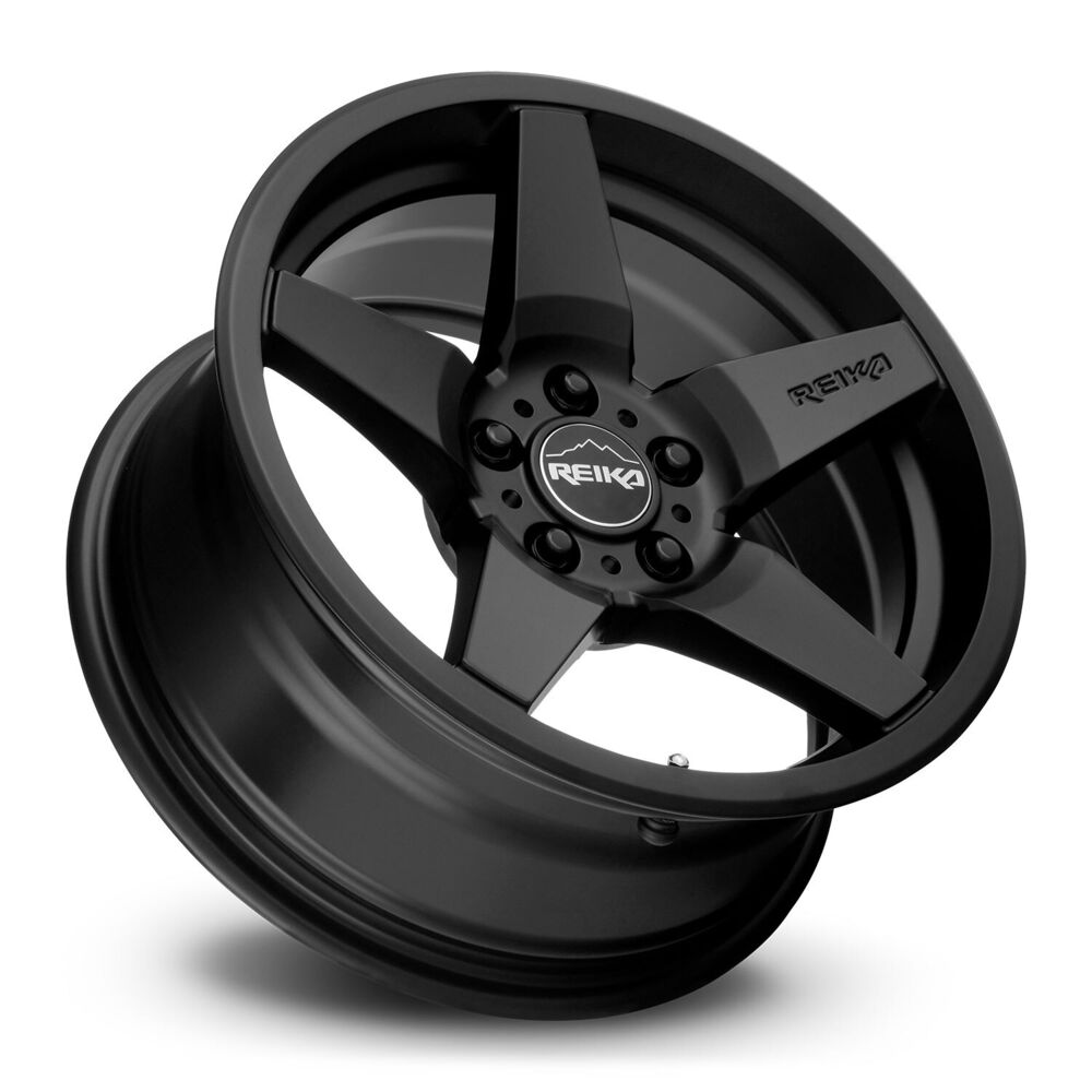 R  Seeker Satin Black     15x7