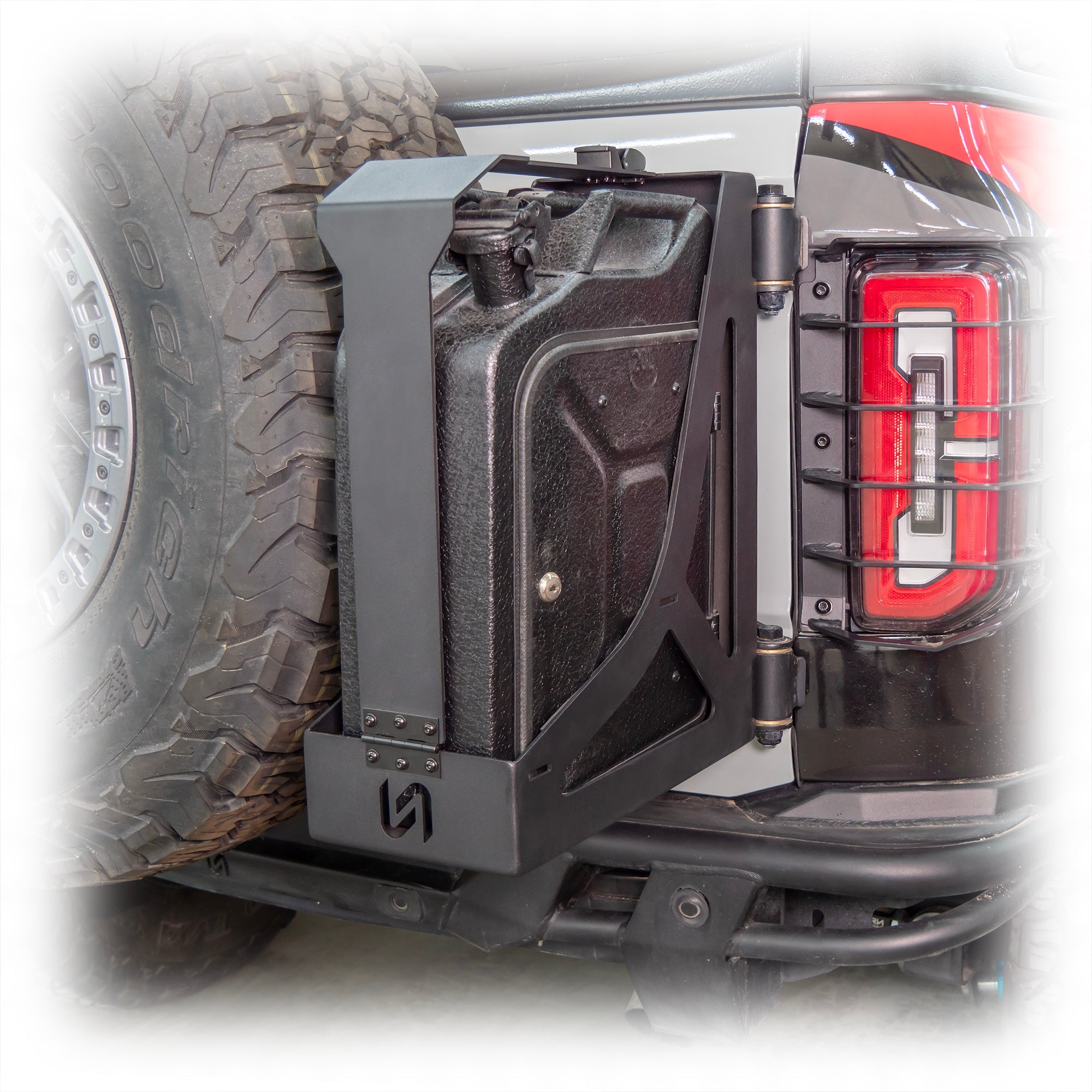 2021+ Ford Bronco Tailgate Jerry Gas Can Mount