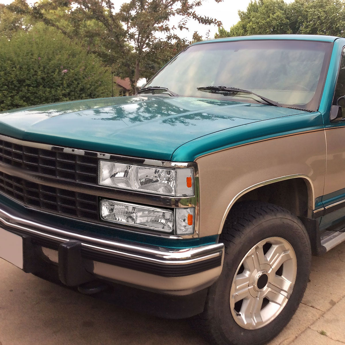 1988-1993 Chevrolet C/K Blazer/Tahoe/Silverado/Suburban GMC Sierra/Yukon Factory Style Headlights, Bumper Lights, & Corner Lights Set (Chrome Housing/Clear Lens)