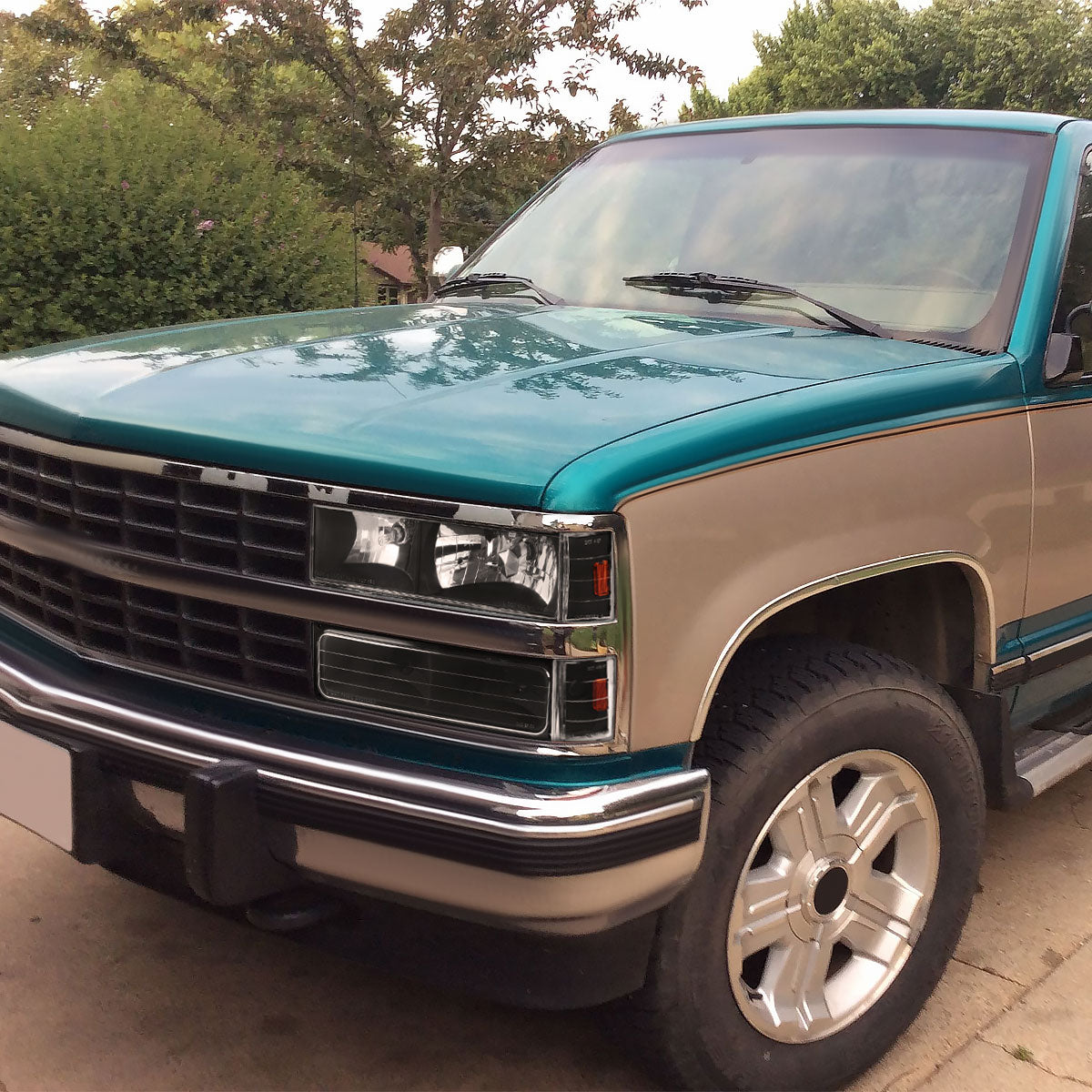 1988-1993 Chevrolet C/K Blazer/Tahoe/Silverado/Suburban GMC Sierra/Yukon Factory Style Headlights, Bumper Lights, & Corner Lights Set (Matte Black Housing/Clear Lens)