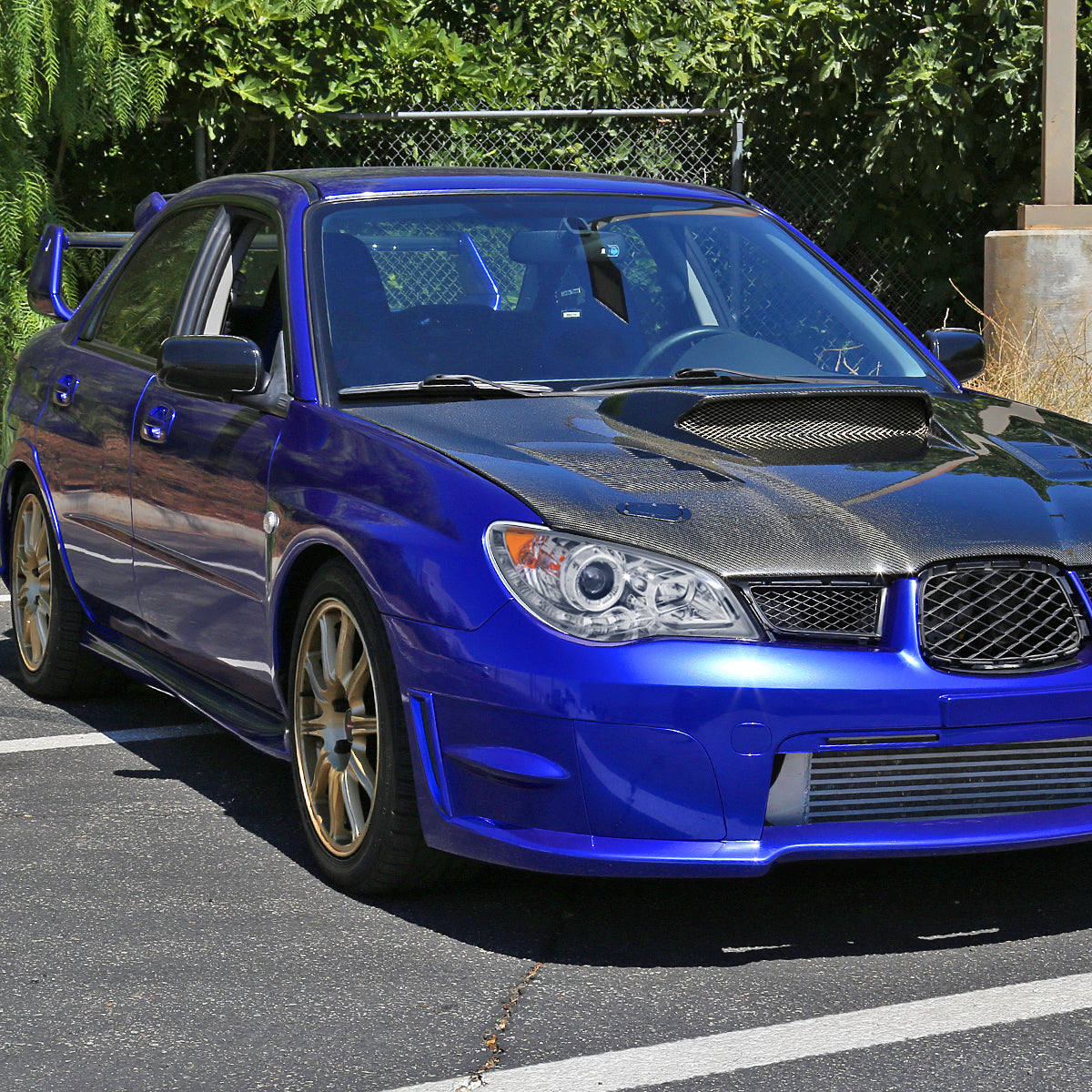 2006-2007 Subaru Impreza WRX/STI Projector Headlights w/ LED Light Strip (Chrome Housing/Clear Lens)