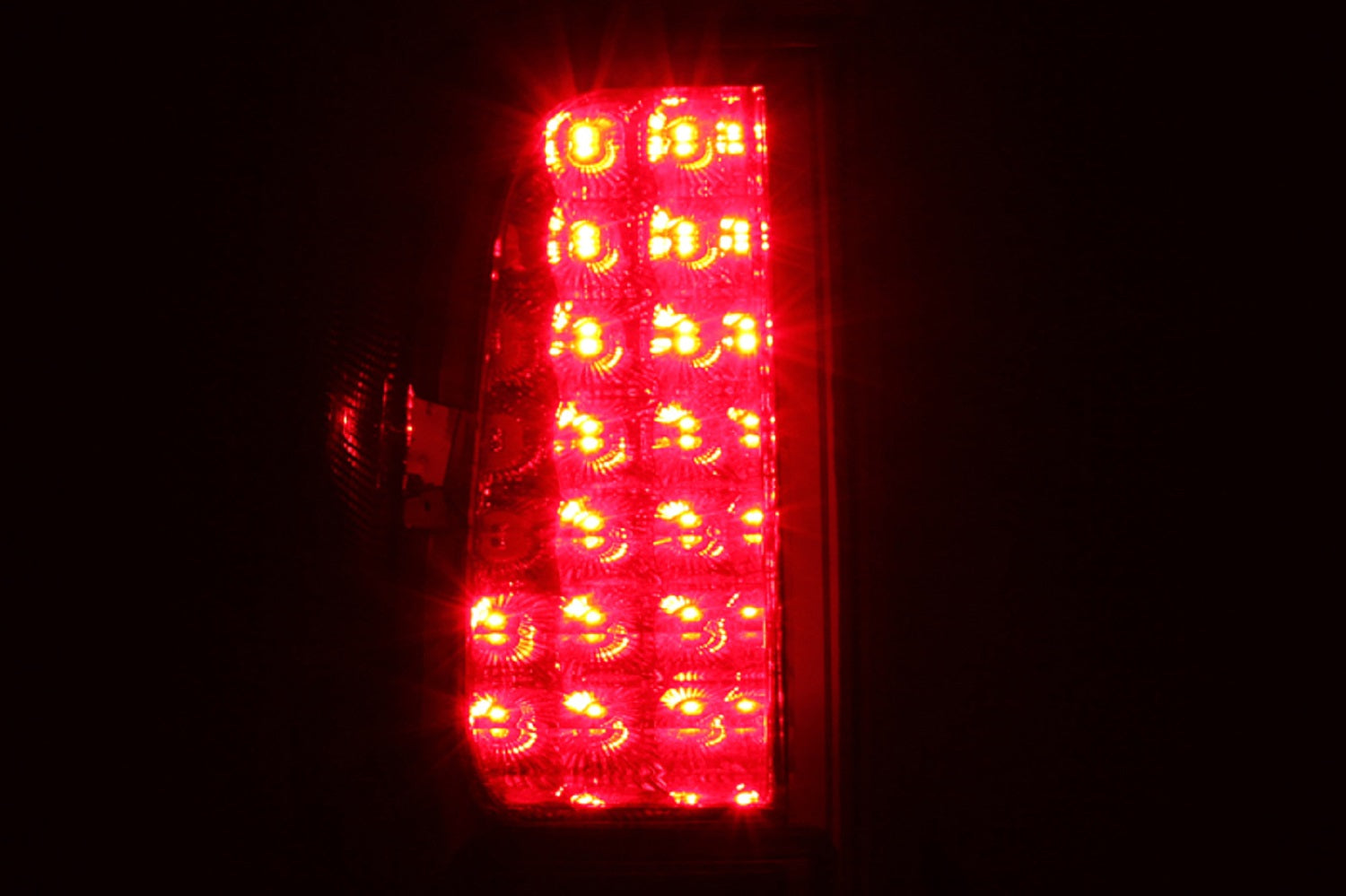 NISSAN FRONTIER 05-21 / SUZUKI EQUATOR 9-12 LED TAIL LIGHTS CHROME RED/SMOKE LENS